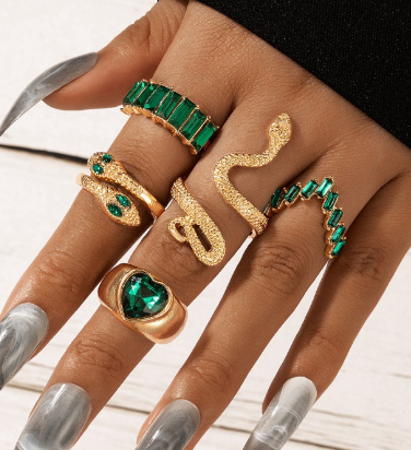 Load image into Gallery viewer, Vintage Ring Set